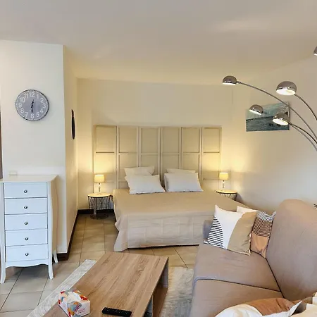 Apartment With A Shared Pool Near The Beaches And Golf Course And The Chateau De La Napoule - 2244 *